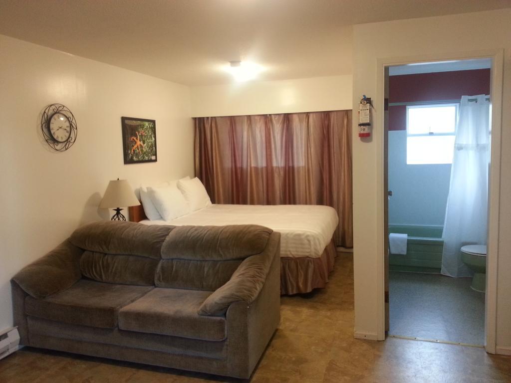 كامبل ريفر Edgewater Motel الغرفة الصورة