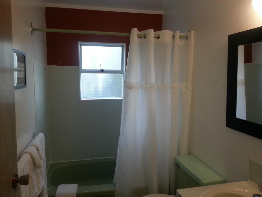 كامبل ريفر Edgewater Motel المظهر الخارجي الصورة